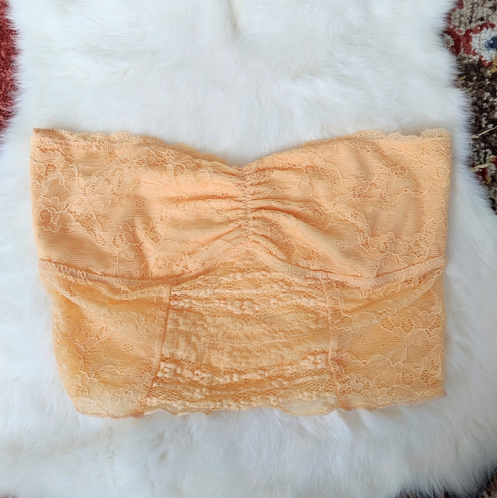SOLD Free People Lace Strapless Bralette